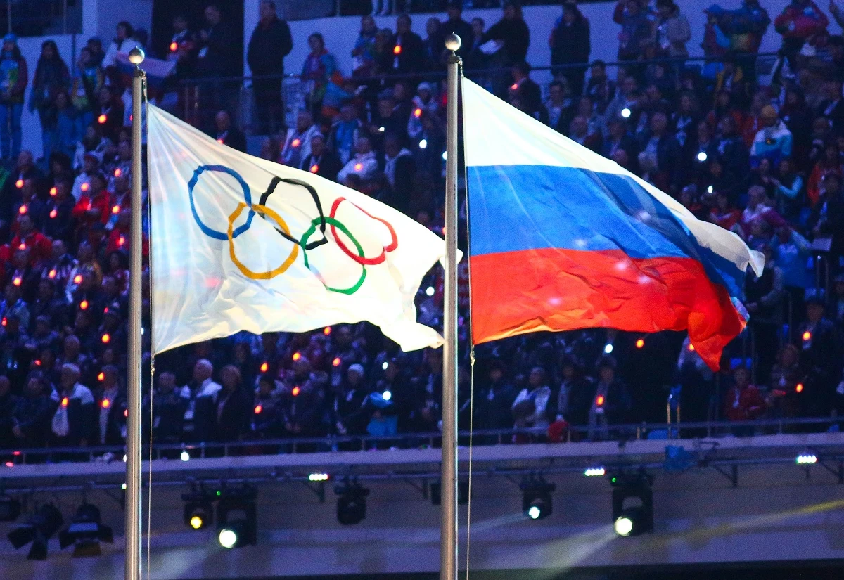 Międzynarodowy Komitet Olimpijski odniósł się do zarzutów Władimira Putina  w związku z ograniczeniami udziału rosyjskich sportowców w igrzyskach olimpijskich w Paryżu w 2024 roku. MKOl odrzucił oskarżenia o "dyskryminację etniczną".