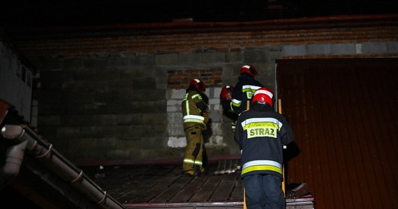 Strażacy odnotowali 341 interwencji związanych z silnym wiatrem - poinformował rzecznik Państwowej Straży Pożarnej bryg. Karol Kierzkowski.