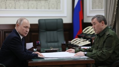 Spotkanie Putina z Gierasimowem. Zwrócono uwagę na pewien szczegół