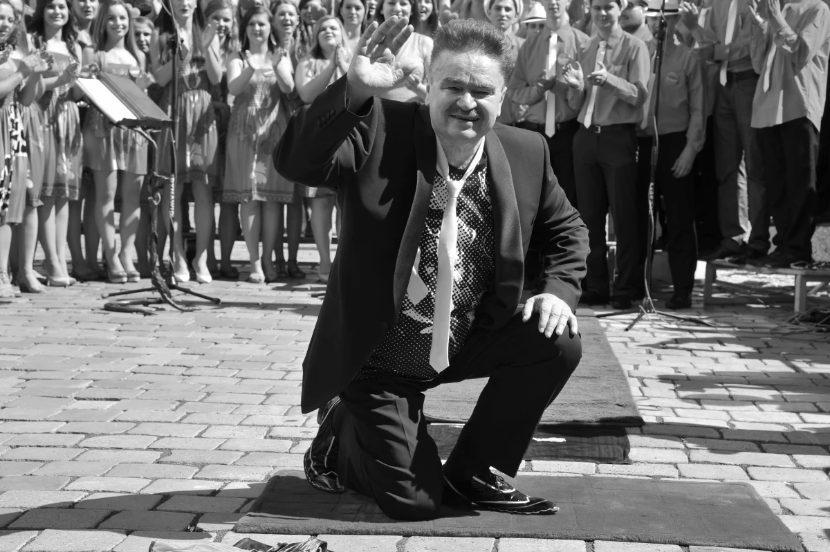 Nie żyje Wojciech Korda -  kompozytor, gitarzysta, wokalista zespołu Niebiesko-Czarni. Jak przekazała Polska Fundacja Muzyczna, artysta zmarł dzisiaj w wieku 79 lat. 