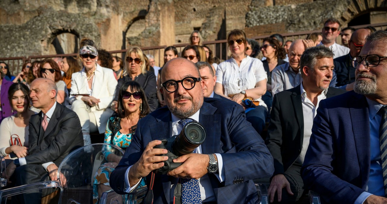 "Dosyć finansowania filmów, które trafiły do kin na krótko i miały bardzo mało widzów" - powiedział włoski minister kultury Gennaro Sangiuliano. W ten sposób broni swych planów znacznej redukcji nakładów na kinematografię w nowym budżecie.