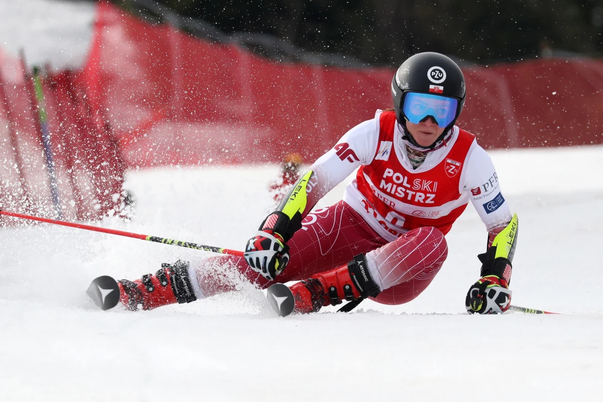 Już w najbliższy weekend rozpocząć ma się nowy sezon Pucharu Świata w narciarstwie alpejskim. Pierwszym przystankiem będzie austriackie Soelden. O punkty będzie chciała powalczyć tam Maryna Gąsienica-Daniel. Nasza specjalistka od slalomu giganta od 2 lat jest już w światowej czołówce tej konkurencji. W rozmowie z Patrykiem Serwańskim opowiedziała o przygotowaniach do sezonu, własnych oczekiwaniach i czynnikach, które powodują, że jeszcze nie stała na podium Pucharu Świata. Padły też pytania o czerpanie radości z jazdy na nartach i ocieplenie klimatu.