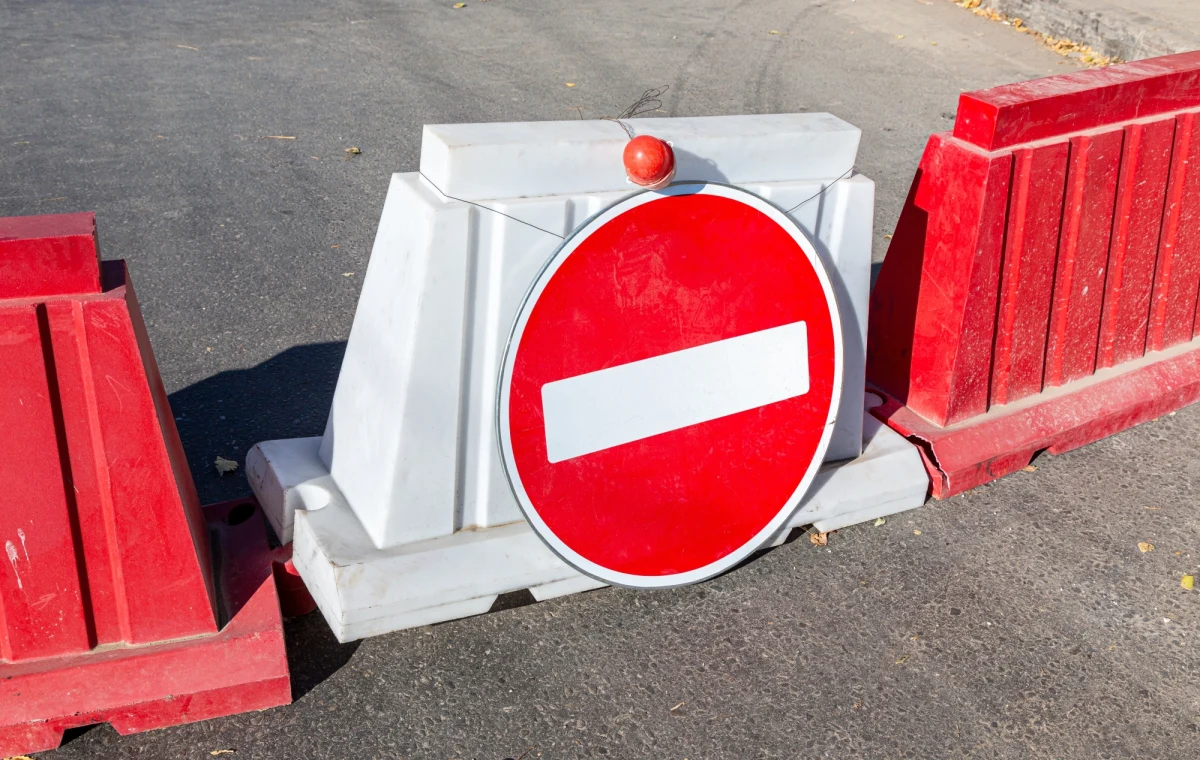 Od poniedziałku, 23 października w rejonie ul. Marcelińskiej w Poznaniu wprowadzone zostaną czasowe zmiany w organizacji ruchu pieszych. Utrudnienia potrwają do końca roku. 