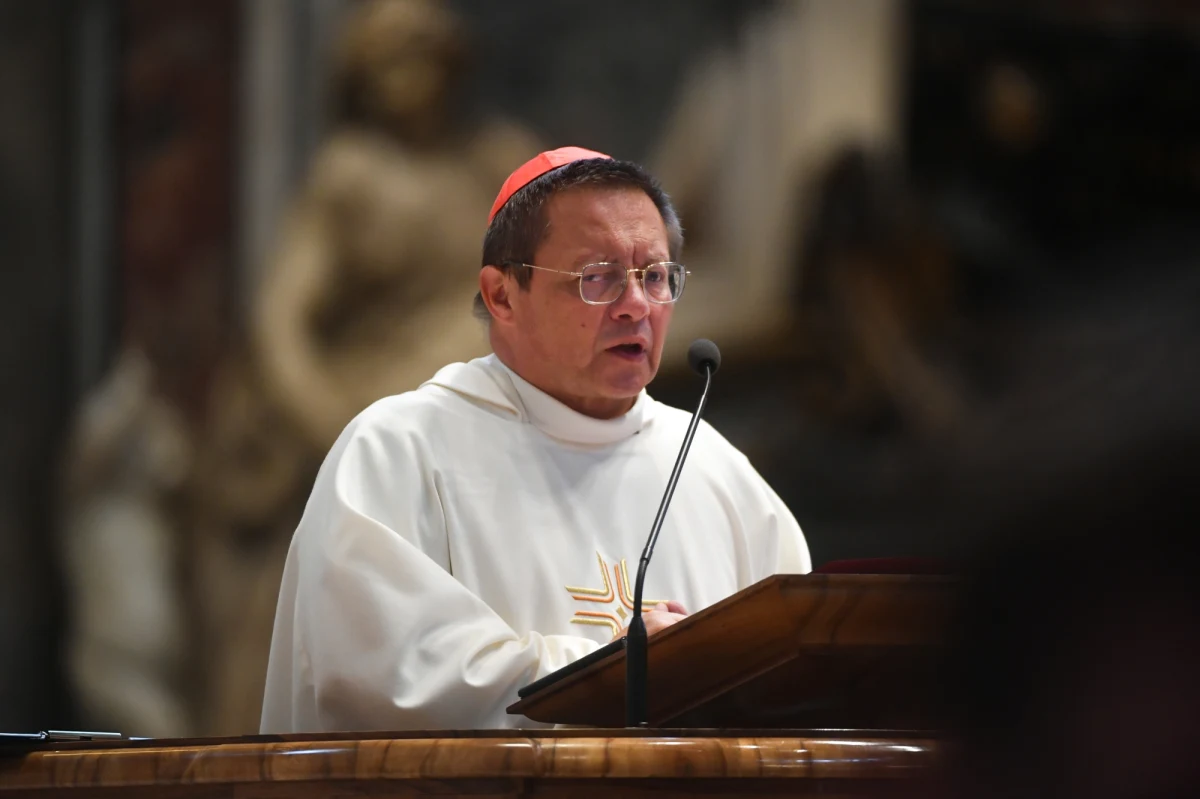 Łódzka Kuria Metropolitalna określiła jako "obrzydliwą prowokacją wymierzoną w dobre imię kardynała Grzegorza Rysia" wpis na portalu społecznościowym znanego niegdyś specjalisty ds. wizerunku Piotra Tymochowicza. We wpisie Tymochowicz m.in. sugeruje, że jest z kardynałem w zażyłych relacjach.