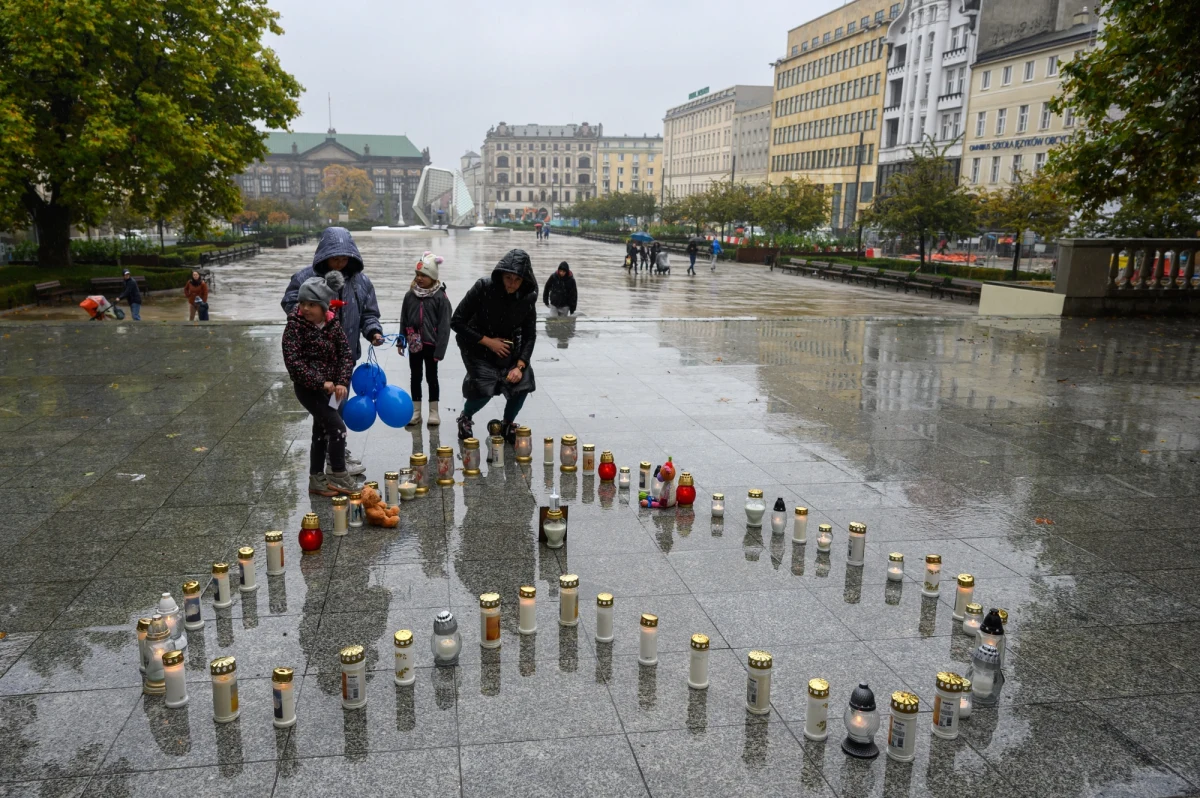 Zbysław C., który na poznańskim Łazarzu ugodził nożem 5-letniego chłopca, został przesłuchany przez prokuratorów. Nie przyznaje się do winy i odmawia wyjaśnień. "Mężczyzna twierdzi, że nie pamięta, co się stało" - przekazał reporterowi RMF FM rzecznik Prokuratury Okręgowej w Poznaniu prok. Łukasz Wawrzyniak.  