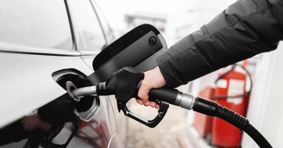 Na stacjach benzynowych rosną ceny wszystkich rodzajów paliw, poza autogazem - informuje w środę portal e-petrol.pl.