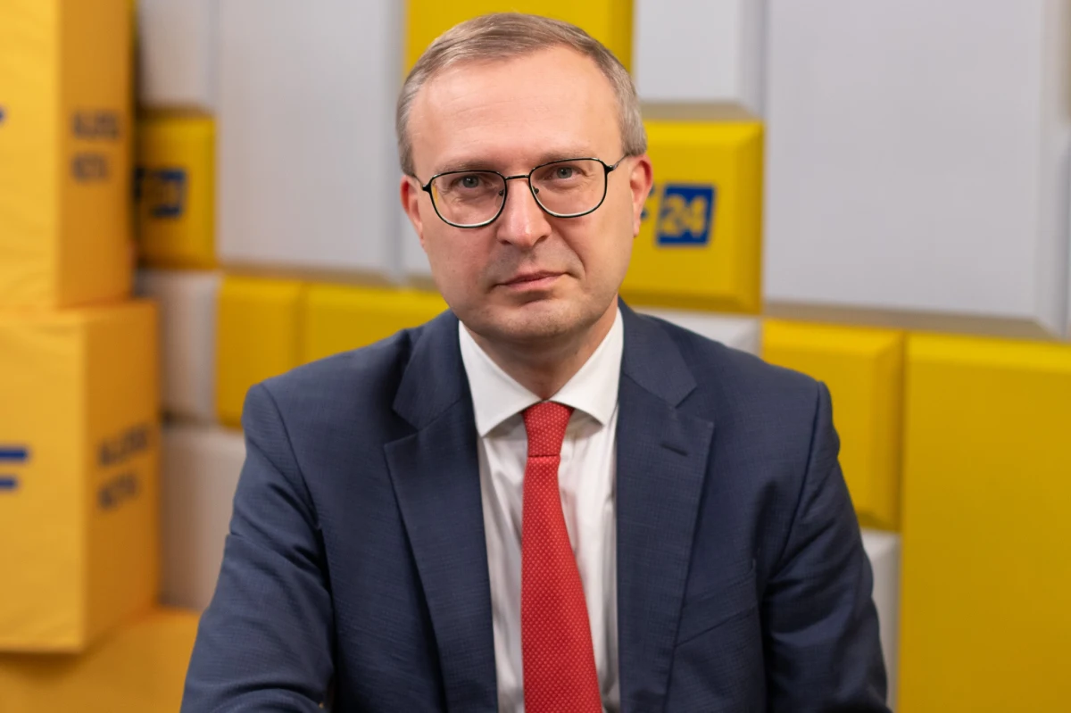 "Pacjent jest zdrowy. Oczywiście jest trochę zmęczony, mógłby się lepiej odżywiać i trochę popracować nad kondycją, ale absolutnie stan finansów publicznych jest dobry" – mówił w Porannej rozmowie w RMF FM Paweł Borys, szef Polskiego Funduszu Rozwoju.