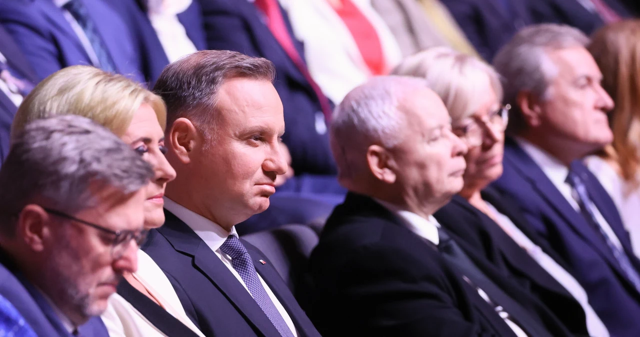 Prezydent Andrzej Duda mocno wchodzi do gry o przywództwo na polskiej prawicy