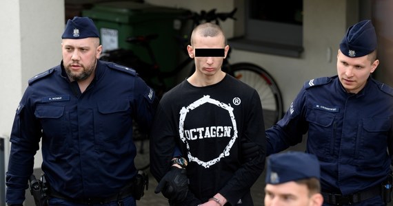 Poznańska prokuratura złożyła w sądzie wniosek o umieszczenie 24-letniego Marcina W. w zamkniętym zakładzie psychiatrycznym. Mężczyzna w marcu tego roku zabił w Międzychodzie dwie osoby, po czym wzniecił pożar i uciekł. Dzień później sam zgłosił się na policję.