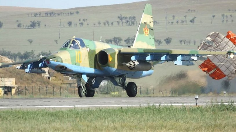 Władze Kazachstanu wystawiły na sprzedaż ponad sto różnego typu rosyjskich samolotów. Jednak jest jedno ale.