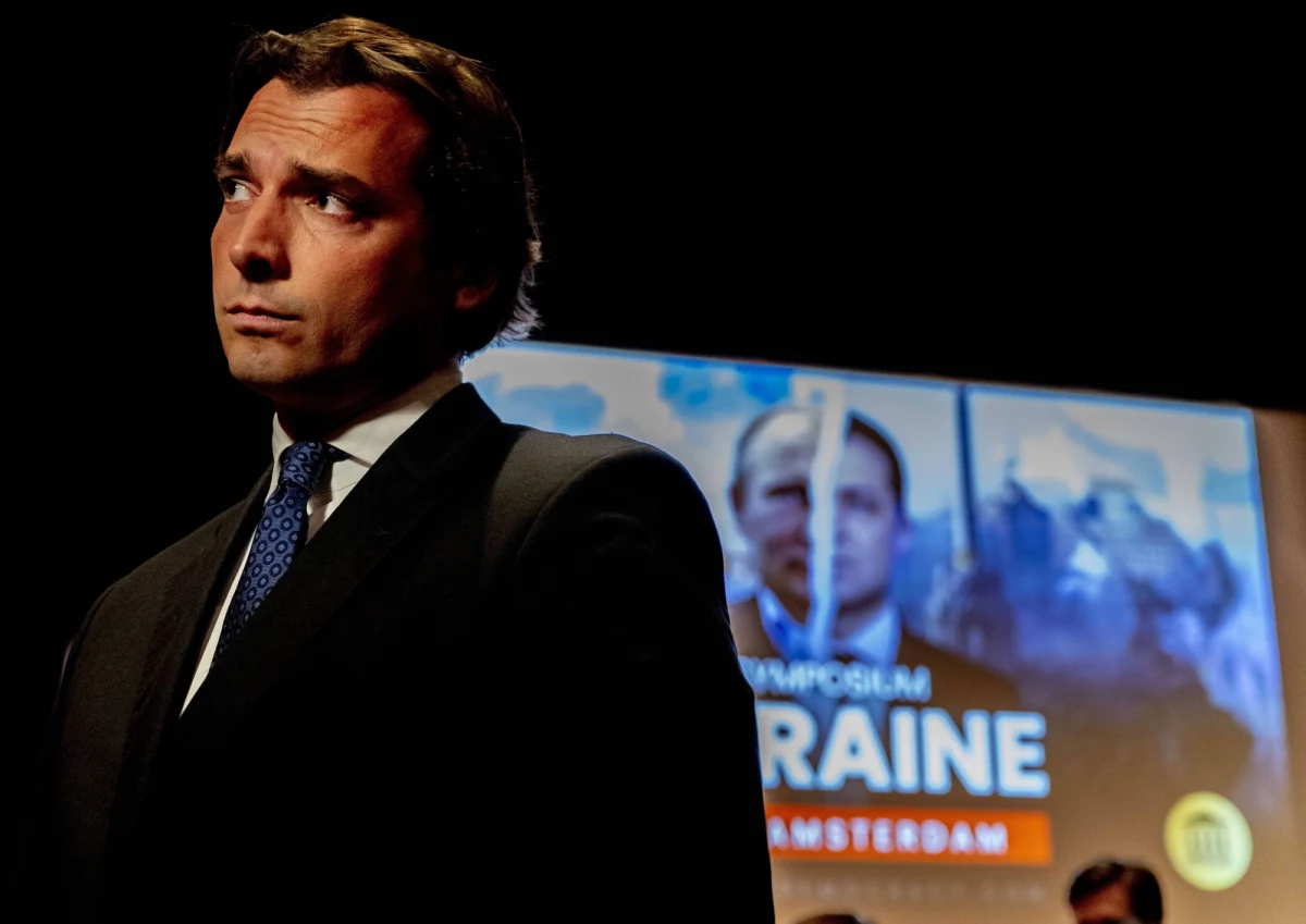 Pobity parasolem na uniwersytecie w Gandawie w północnej Belgii znany z prorosyjskich poglądów przywódca Forum dla Demokracji (FvD) Thierry Baudet ma wstrząs mózgu i jego eurosceptyczne ugrupowanie zawiesiło kampanię wyborczą - przekazał mediom rzecznik partii.