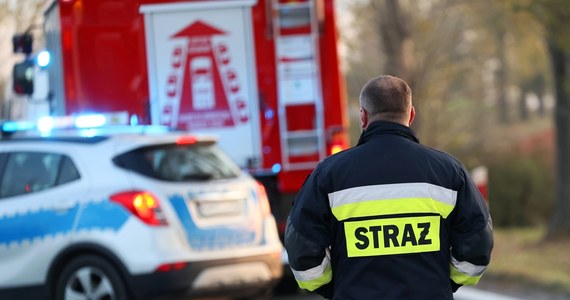 ​Ciało około 60-letniego mężczyzny wyłowiono w sobotę z jeziora w Krzyżu Wielkopolskim. Okoliczności jego śmierci będą wyjaśniane.