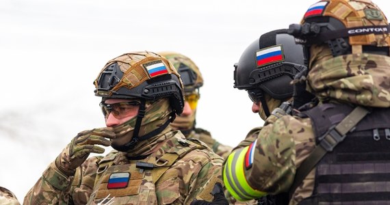 Potwierdzają się informacje o ponownym włączeniu elementów Grupy Wagnera do walk na froncie w Ukrainie. Żołnierze z kompanii najemnej zostali wcieleni oddziałów rosyjskich operujących w rejonie Awdijiwki. 