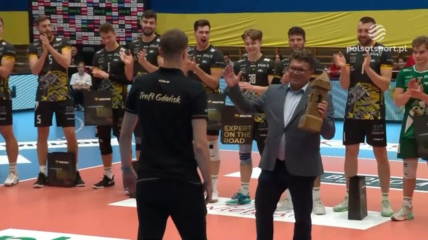 Mariusz Wlazły powitany w Wieluniu przed meczem Barkom-Każany Lwów – Trefl Gdańsk.

