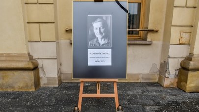 ​Pogrzeb Wandy Półtawskiej w Krakowie. Darmowa komunikacja i apel do żałobników