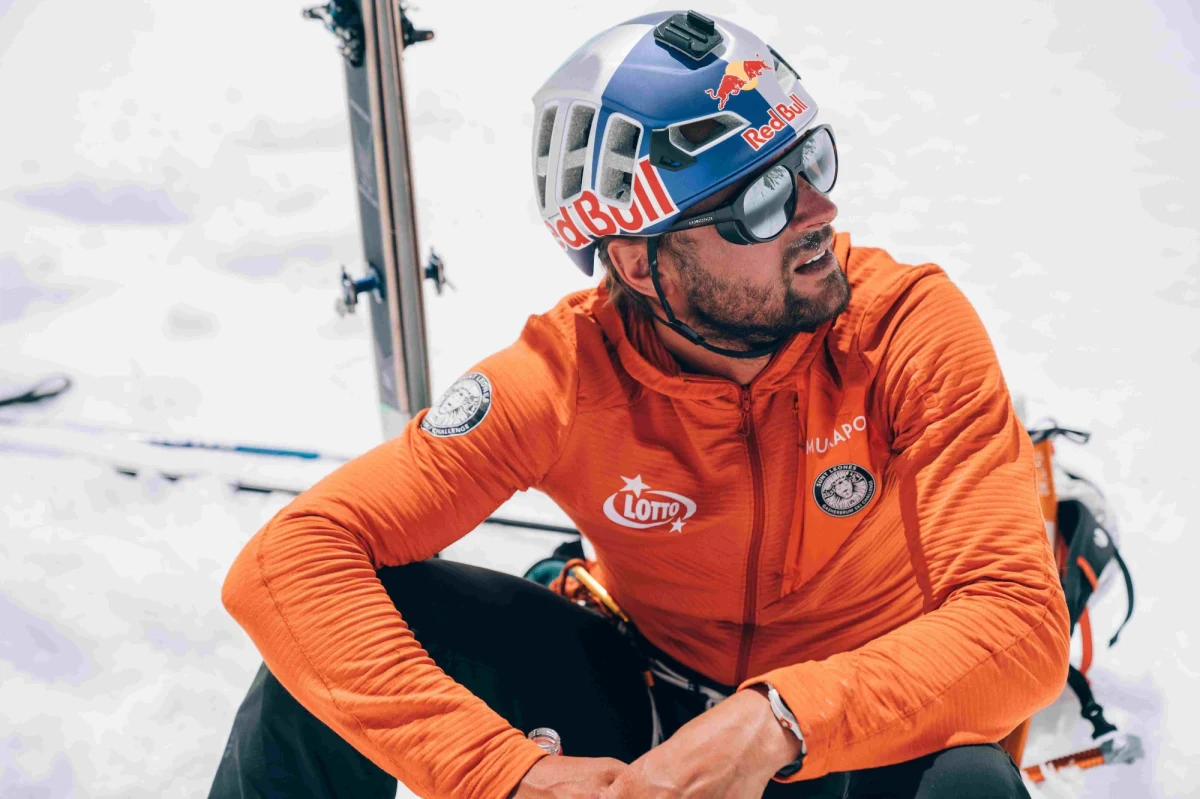 Na podróżniczy weekend z Podkarpackim Kalejdoskopem Podróżniczym – Festiwalem Kultur Świata czeka się cały rok. To jedna z najstarszych i największych imprez w Polsce, na której spotykają się miłośnicy podróży, globtroterzy, ludzie gór i wszyscy ci, którzy kochają zwiedzać świat swoimi ścieżkami. Chęć odkrywania różnych jego części, kultur i ciekawostek nawet z najbardziej oddalonych zakątków globu to jest magnes, który przyciąga do Rzeszowa – stolicy pięknego i niezwykle ciekawego województwa podkarpackiego. Tegoroczna edycja odbędzie się w dniach 3-5 listopada w G2A Arenie Centrum Wystawienniczo-Kongresowym Województwa Podkarpackiego w Jasionce koło Rzeszowa. 