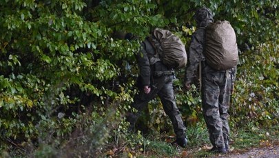 Policja ostrzega przed wizytami na cmentarzach. Trwają poszukiwania Grzegorza Borysa