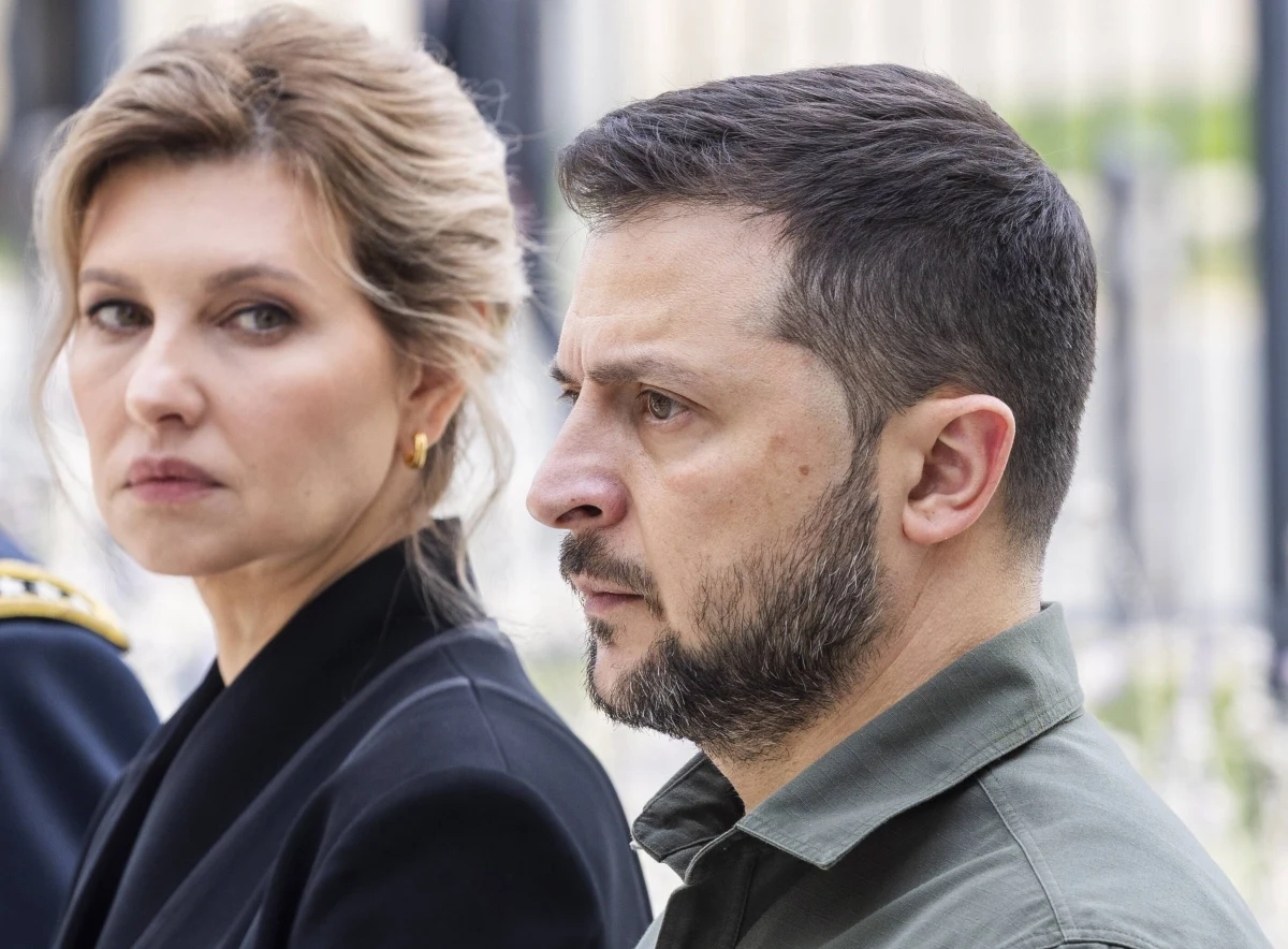 Rosyjskie władze okupacyjne sprzedały na aukcji mieszkanie na zaanektowanym Krymie, należące do Ołeny Zełenskiej, żony prezydenta Ukrainy - przekazał w poniedziałek portal Ukrainska Prawda.