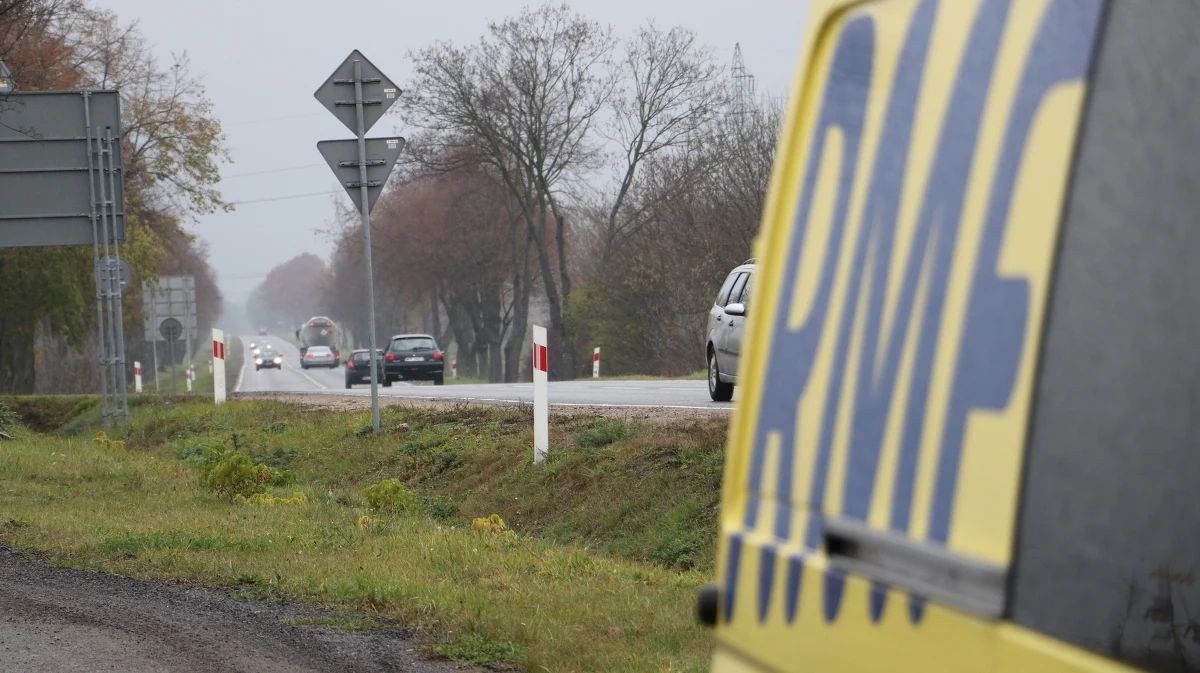 Po południu rusza akcja "Bezpieczny Powrót z RMF FM" i specjalne wydania serwisów drogowych. Nasi reporterzy na bieżąco będą monitorować sytuację na drogach i przekazywać Wam najświeższe informacje na antenie i w naszym specjalnym raporcie. Zmiana organizacji ruchu? Korek? Wypadek? Stłuczka? Czekamy też na sygnały od Was - możecie je wysyłać na Gorącą Linię RMF FM.