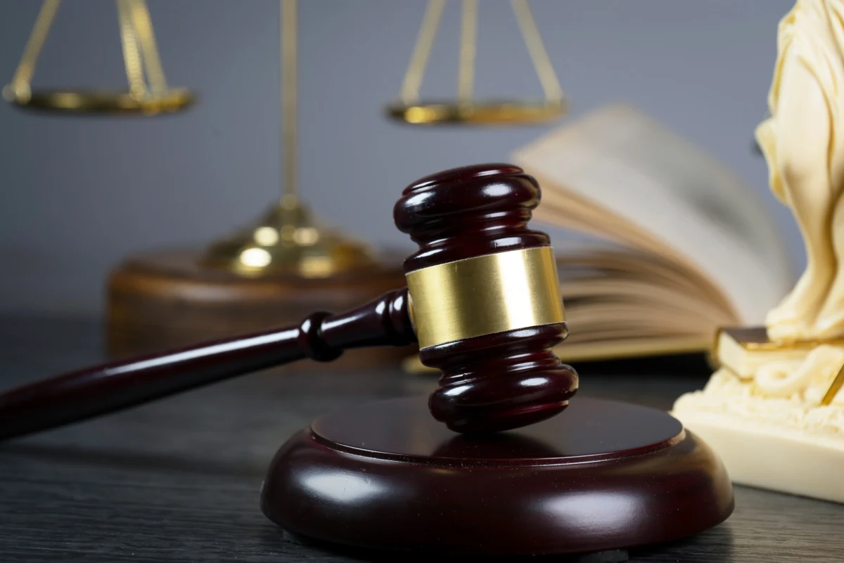 Będzie ciąg dalszy procesu 54-letniego Uzbeka, nieprawomocnie skazanego na trzy lata i miesiąc więzienia za spowodowanie na moście w Ploskach (Podlaskie) śmiertelnego wypadku i jazdę pod wpływem alkoholu. Wyrok zaskarżyła prokuratura, oskarżony i jego obrońca.