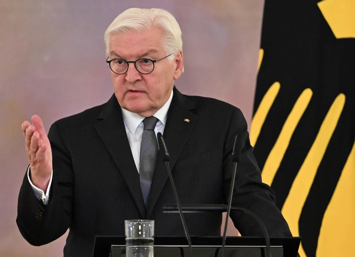 Prezydent Niemiec Frank-Walter Steinmeier poprosił o przebaczenie za brutalne czyny niemieckich władców kolonialnych w Tanzanii. „Pochylam się przed ofiarami niemieckich rządów kolonialnych” – powiedział w środę Steinmeier podczas wizyty w tanzańskim mieście Songea.
