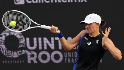 Iga Świątek pokonała Coco Gauff w  turnieju WTA Finals w Cancun