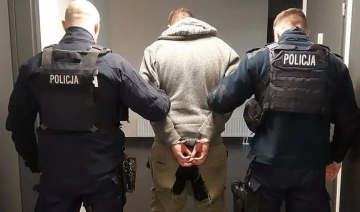 Policjanci z Gdańska zatrzymali drugą osobę podejrzewaną o usiłowanie zabójstwa 25-latka. Mężczyznę w niedzielę znaleziono w bagażniku jego taksówki. W ciężkim stanie został przewieziony do szpitala.