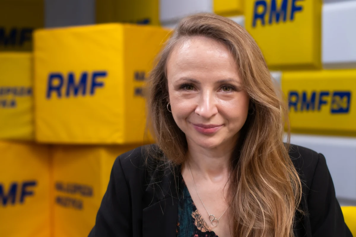 "Aborcja powinna być bezpieczna, bezpłatna i legalna do 12 tygodnia ciąży bez podawania jakichkolwiek przesłanek. Ale nie jest też tajemnicą, że tego stanowiska nie podzielają niektórzy z naszych koalicyjnych partnerów. Minimum, na które moim zdaniem moglibyśmy się zgodzić jest dekryminalizacja aborcji, czyli wykreślenie artykułu 152. z kodeksu karnego" - mówiła Agnieszka Dziemianowicz-Bąk w Popołudniowej rozmowie w RMF FM.