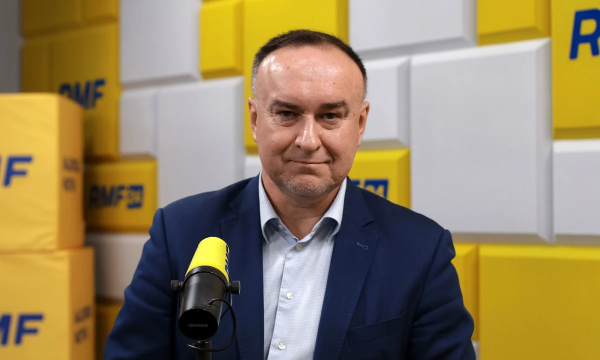 "Misja, którą prezydent powierzył Mateuszowi Morawieckiemu, to mission impossible. Trzecia Droga nie będzie prowadzić z Morawieckim żadnych rozmów o współtworzeniu z nim rządu" - powiedział Michał Kobosko. Polityk Polski 2050 i poseł-elekt Trzeciej Drogi był gościem Rozmowy o 7:00 w RMF FM i Radiu RMF24. 