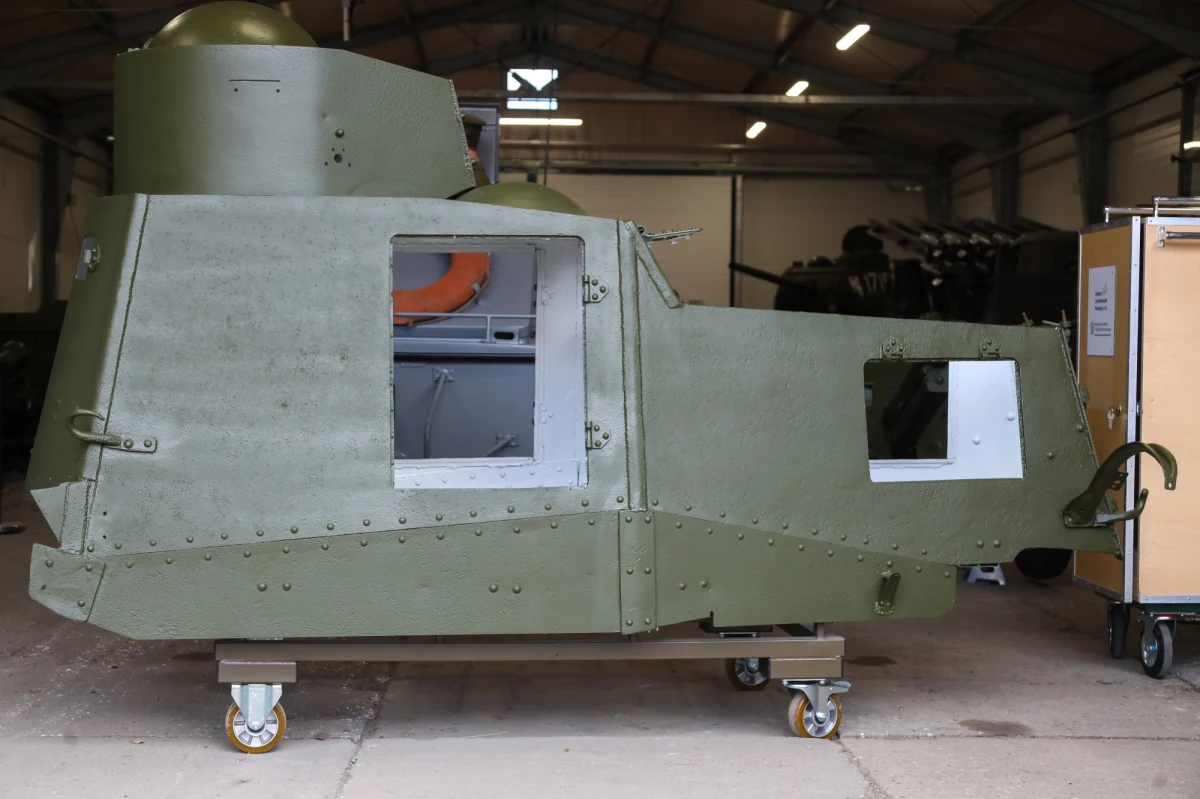 Specjaliści z Politechniki Białostockiej i muzealnicy przywrócili oryginalny wygląd samochodowi pancernemu FAI-M z lat 30. XX w., ze zbiorów miejscowego Muzeum Wojska. Pojazd będzie można zobaczyć na wiosnę w Parku Militarnym muzeum.