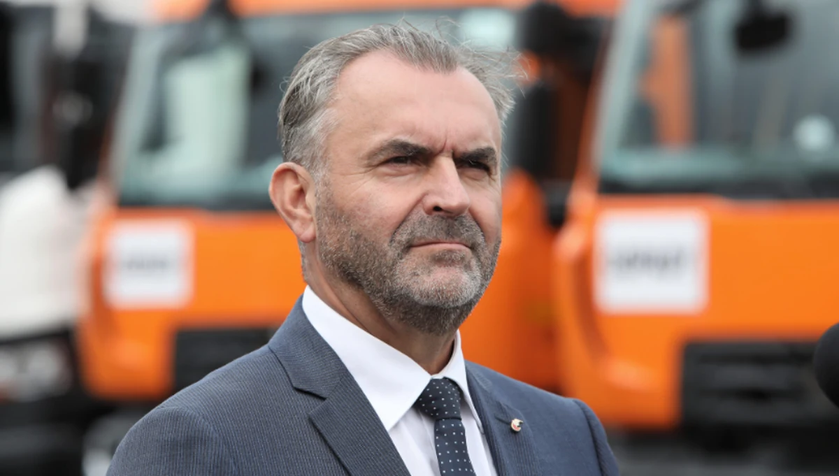 Włodzimierz Karpiński wyraził zgodę na objęcie mandatu europosła - dowiedział się reporter RMF FM. To sytuacja bez precedensu, gdy polityk przebywający w areszcie może zostać deputowanym do europarlamentu. Powód? Zwolniło się dla niego miejsce.