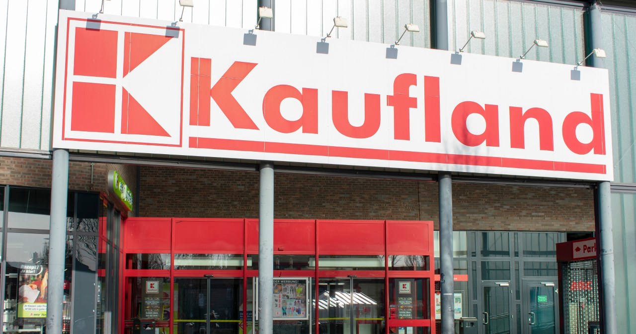 Kaufland reaguje na aferę wokół butelki 3,001 l. "Niezwłocznie wycofamy"