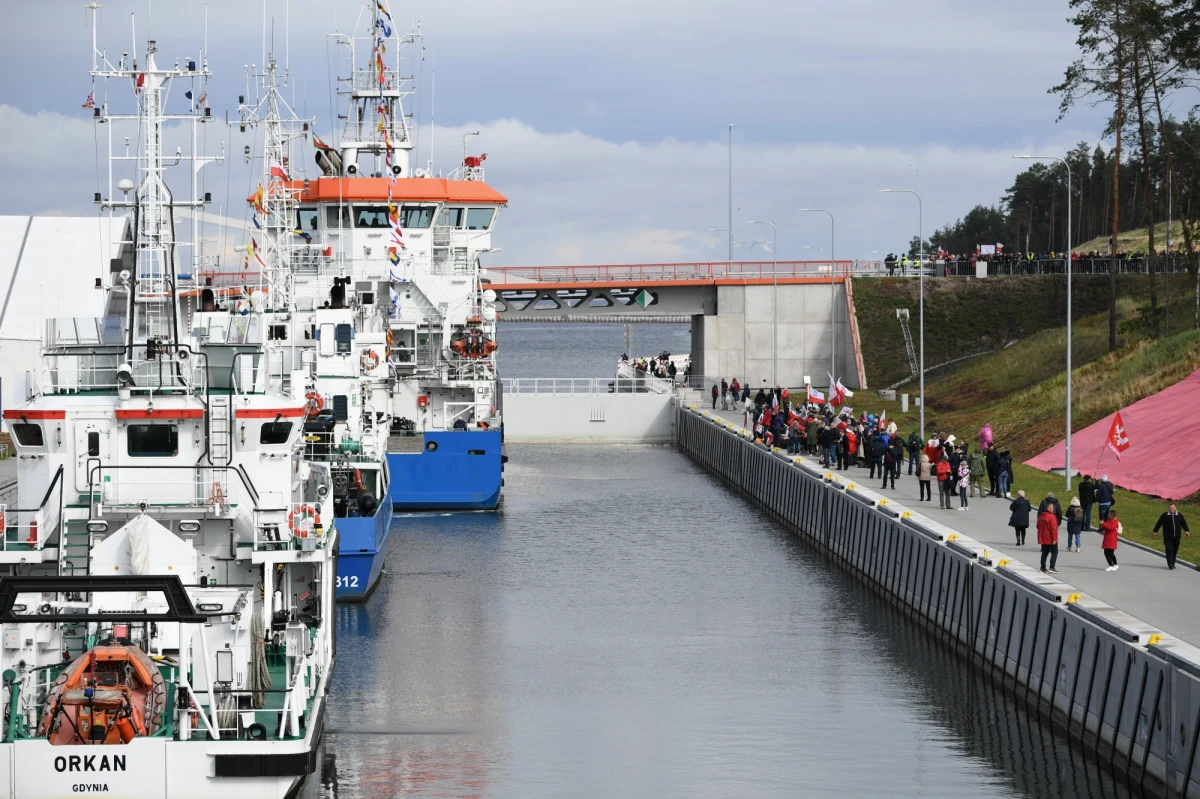 Najwyższa Izba Kontroli analizuje możliwość zawiadomienia prokuratury w sprawie podejrzenia popełnienia przestępstw przez osoby odpowiedzialne za przekop Mierzei Wiślanej. Jak dowiedział się reporter RMF FM, NIK zakończyła kontrolę tej jednej z kluczowych rządowych inwestycji i stwierdziła potężną skalę nieprawidłowości idących w setki milionów złotych.