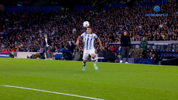 Skrót meczu Real Sociedad - SL Benfica.

Bramki: 6. Merino (Munoz), 11. Oyarzabal, 21. Barrenetxea (Merino) – 49. R. Silva (Otamendi)

Pełne prawa do transmisji Ligi Mistrzów w sezonie 2023/24 w Polsce posiada Grupa Polsat, która pokazuje rozgrywki od sezonu 2018/2019. Transmisje Ligi Mistrzów można oglądać w tv na kanałach Polsat Sport Premium. Mecze Ligi Mistrzów można obejrzeć również online live stream na  Polsat BOX Go   Oglądaj wygodnie gdziekolwiek chcesz: na komputerze, na tablecie, na smartfonie, na Smart TV. Relacje i wyniki meczów na  sport.interia.pl 
W tekście zawarto link serwisu partnerskiego
