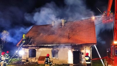 Pożar domu we wsi Spoguny. Nie żyje mężczyzna
