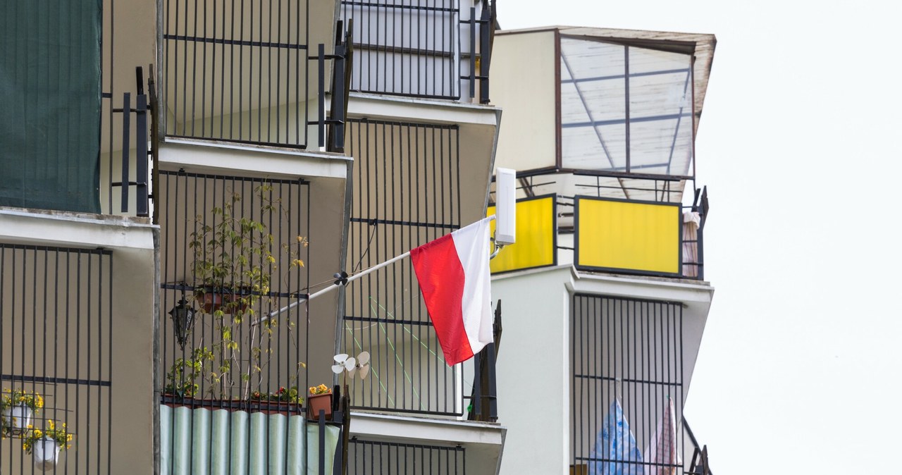 listopada, wiele, osób, wywiesi, flagę, święto, celebrujące, odzyskanie, niepodległości, przez, Polskę, jest, powszechny, widok, Wywiesisz flagę i dostaniesz 5000 zł mandatu. Przepisy są jasne