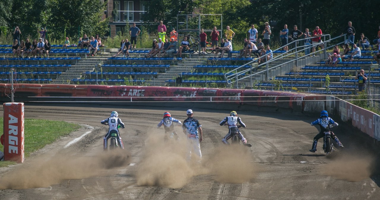 Żużel, zuzel, wyniki na żywo, extraliga, grand prix, Gollob, unia tarnów Pokażą władzom miasta czerwoną kartkę. Stadion będzie pękać w szwach