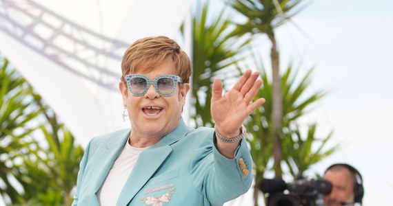 Książę Harry, piosenkarz Elton John i pięcioro innych brytyjskich celebrytów mogą złożyć pozew przeciw wydawcy gazet "Daily Mail" i Mail on Sunday" w związku z zarzutami dotyczącymi podsłuchów i bezprawnego zdobywania informacji - orzekł w piątek sąd w Londynie.