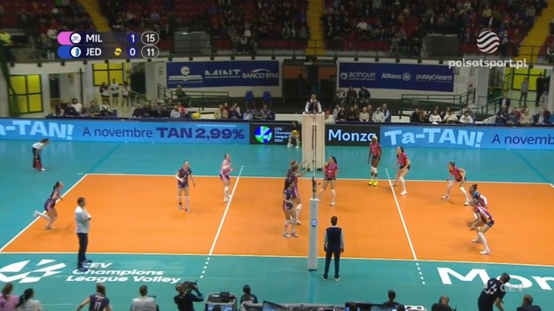 Skrót meczu Allianz Vero Volley Milano – Jedinstvo Stara Pazova 3:0 (25:15, 25:16, 25:20) – Liga Mistrzyń siatkówka, grupa A.