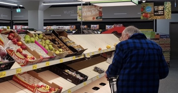 Już są problemy z zaopatrzeniem sklepów sieci supermarketów w Niemczech, a sytuacja może się pogorszyć i to jeszcze przed Świętami Bożego Narodzenia – ostrzegają media w RFN.