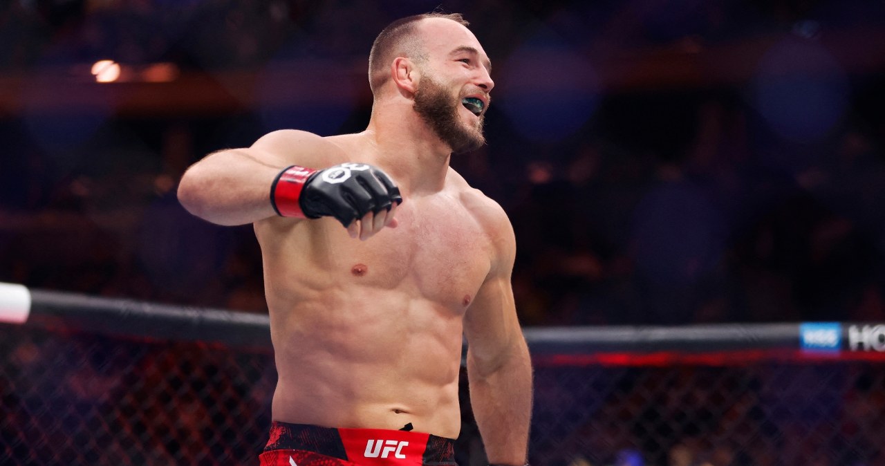 Wyróżnienie dla Polaka. Była krew, dostał nagrodę. Już nie tylko Błachowicz