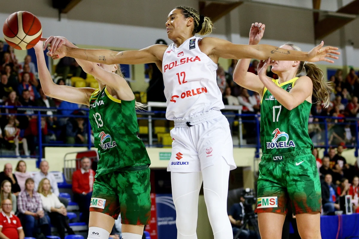 Wydawało się, że po zwycięstwie nad Belgijkami, które przecież bronią tytułu mistrzyń Europy, kolejna wygrana Polek w eliminacjach mistrzostw Europy 2025 będzie tylko formalnością. Nic bardziej mylnego. Podopieczne Karola Kowalewskiego w swoim drugim meczu kwalifikacyjnym przegrały w Katowicach z Litwinkami po dogrywce 73:75 (28:15, 14:17, 10:20 14:14 - 7:9).