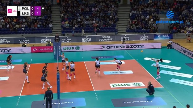 Skrót meczu Grupa Azoty Chemik Police – ŁKS Commercecon Łódź 2:3 (25:13, 19:25, 23:25, 25:15, 15:17).

