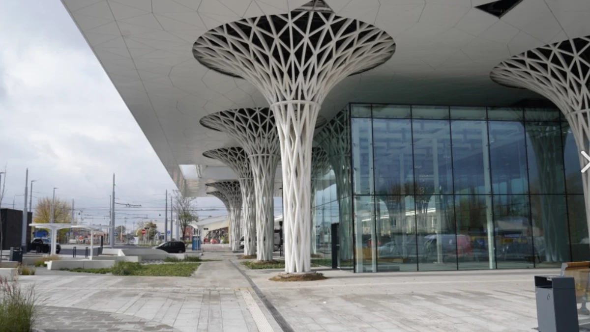 Od poniedziałku wokół Dworca Lublin zmieniona zostanie organizacja ruchu. Związane jest to z zakończeniem budowy nowego dworca autobusowego. Jego otwarcie zaplanowano na początek przyszłego roku. 