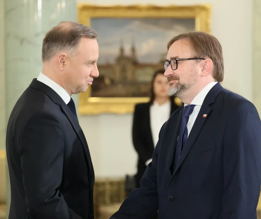 Prezydent Andrzej Duda dziękujący Pawłowi Szrotowi za pracę w Kancelarii Prezydenta