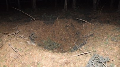 Wybuch bomby w lesie pod Sochaczewem. Zarzuty dla 23-latka