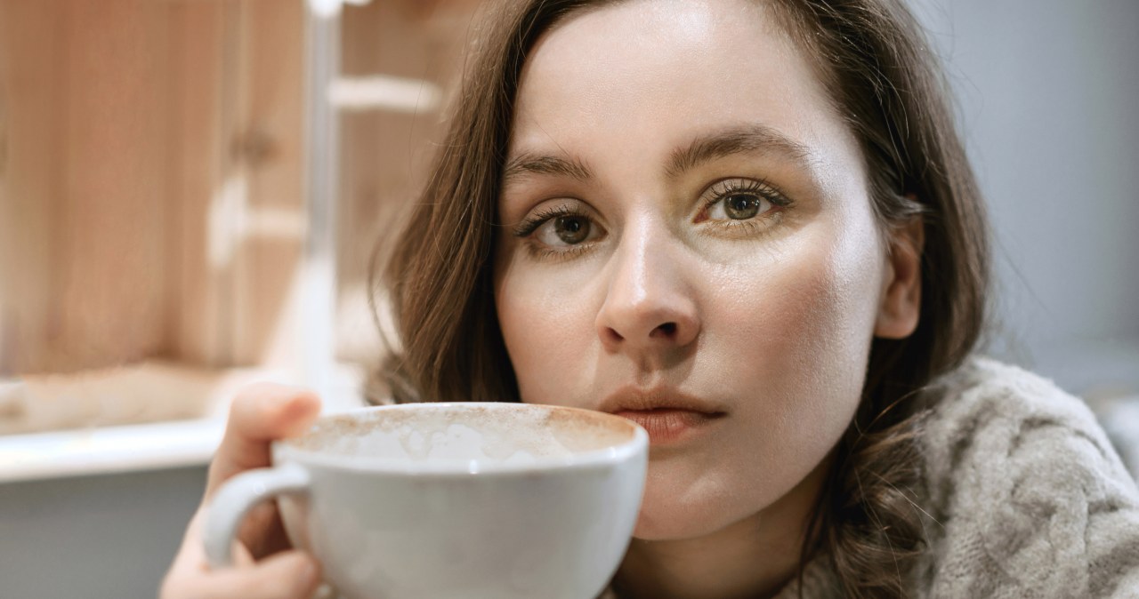 Mgła mózgowa to efekt zaburzeń w organizie. Tak rozjaśnisz umysł już od rana