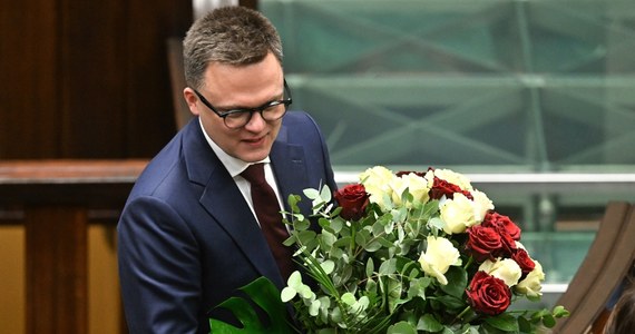 Szymon Hołownia z Polski 2050 wybrany został marszałkiem Sejmu X kadencji. Poparło go 265 posłów. Jego kontrkandydatką była Elżbieta Witek z Prawa i Sprawiedliwości.