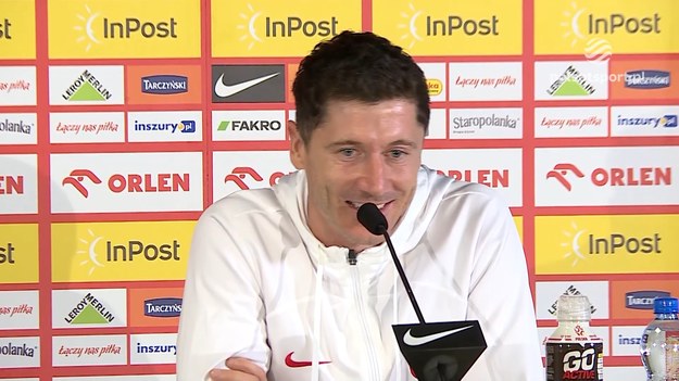 Robert Lewandowski, kapitan piłkarskiej reprezentacji Polski, odniósł się do komentarzy hiszpańskiej prasy, zarzucające mu, że nie podał dłoni trenerowi Barcelony Xaviemu po spotkaniu z Realem Sociedad i Lamine Yamalowi w ostatnim spotkaniu z Alaves. - Hiszpańska prasa żyje sytuacjami wyolbrzymionymi albo nawet zinterpretowanymi po swojemu. To są dla mnie rzeczy mało istotne, które nie mają dla mnie racji bytu. Głupio mi o tym mówić lub się z tego tłumaczyć - skomentował "Lewy".

