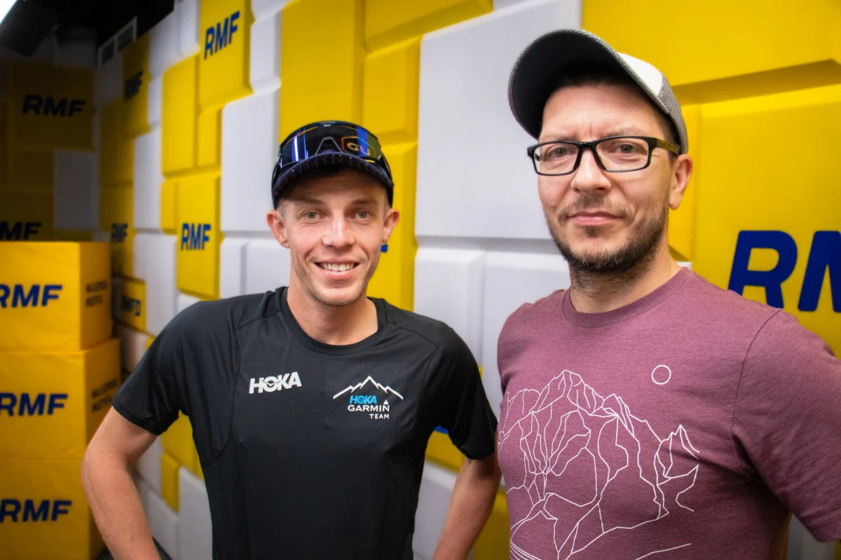 Rozmowa, którą za chwilę przeczytacie lub obejrzycie, pełna jest rzeczy nieoczywistych, ekstremalnych i czasem dramatycznych. To opowieść Kamila Leśniaka i o Kamilu Leśniaku - człowieku, który postanowił pokonać Główny Szlak Beskidzki biegiem. Pobił dotychczasowy rekord i zrobił to w 93 godziny, 42 minuty i 22 sekundy.